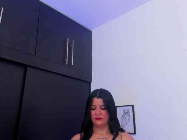 Katty-West webcam