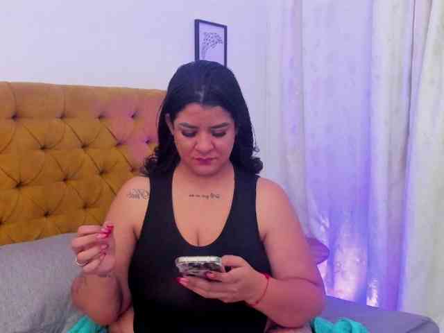 Katty-West webcam