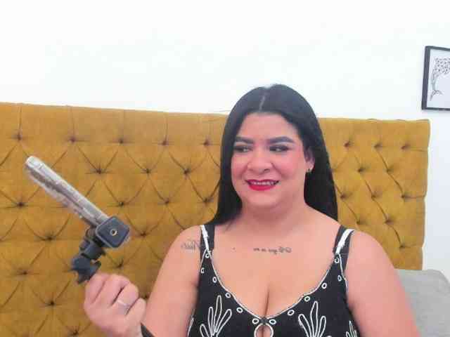 Katty-West webcam