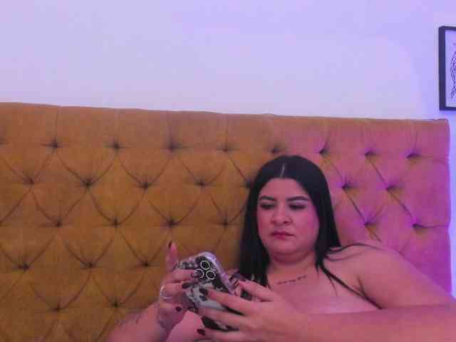 Katty-West webcam