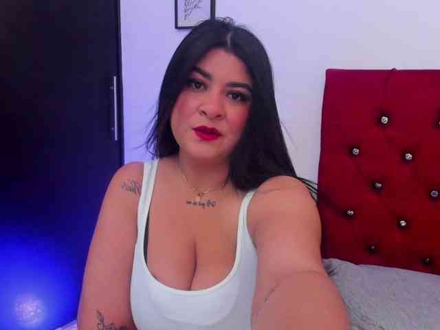 Katty-West webcam
