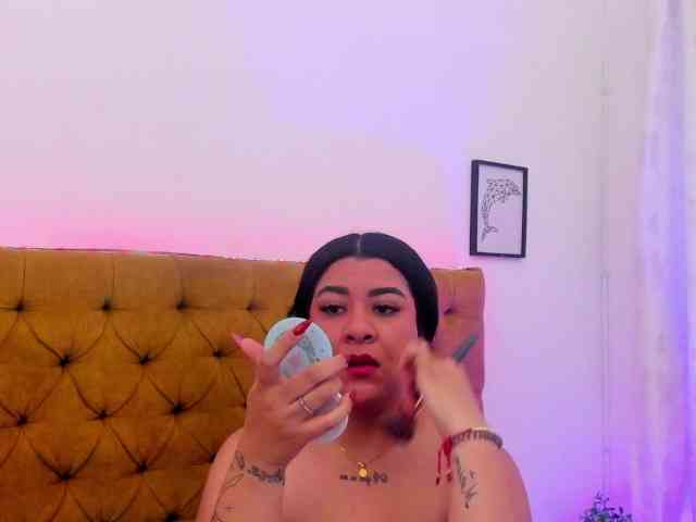 Katty-West webcam