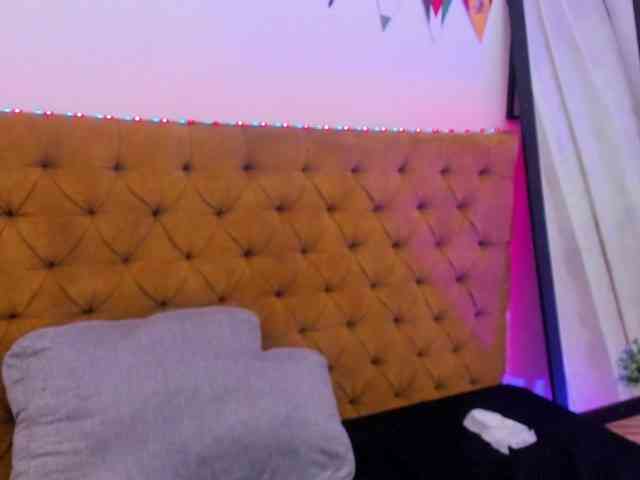 Katty-West webcam