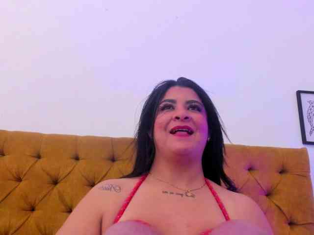 Katty-West webcam