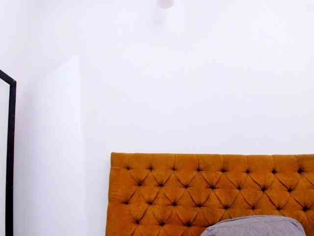 Katty-West webcam
