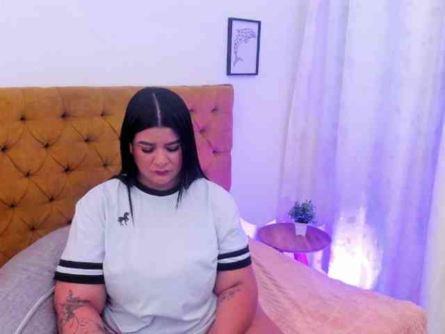 Katty-West webcam