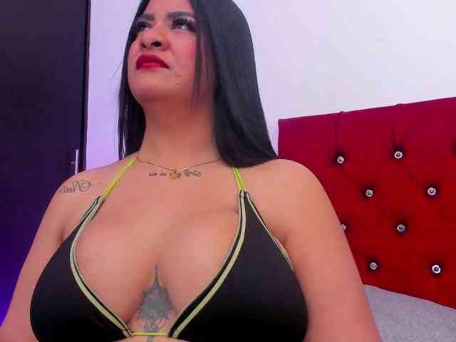 Katty-West webcam