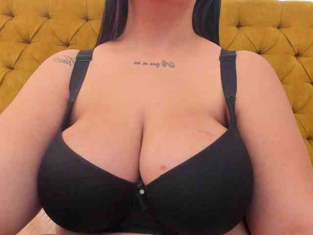 Katty-West webcam