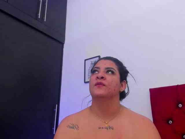 Katty-West webcam
