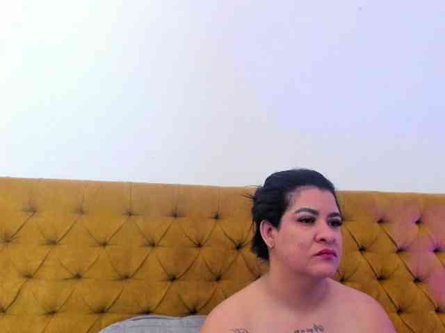 Katty-West webcam