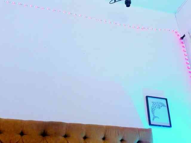 Katty-West webcam