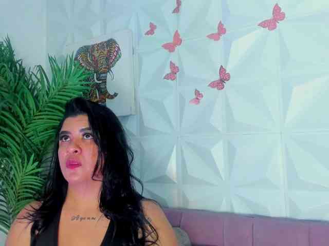Katty-West webcam