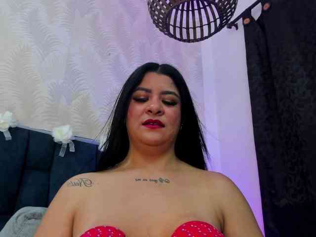 Katty-West webcam