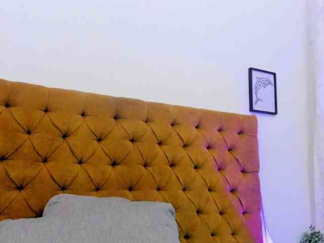Katty-West webcam