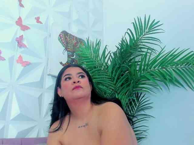 Katty-West webcam