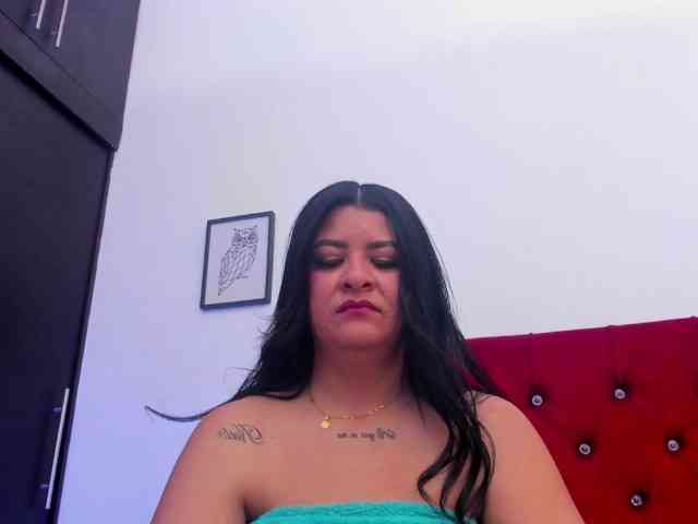 Katty-West webcam
