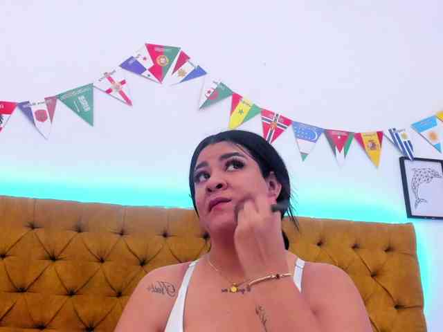 Katty-West webcam