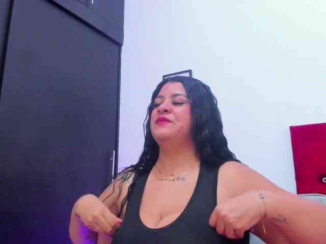 Katty-West webcam
