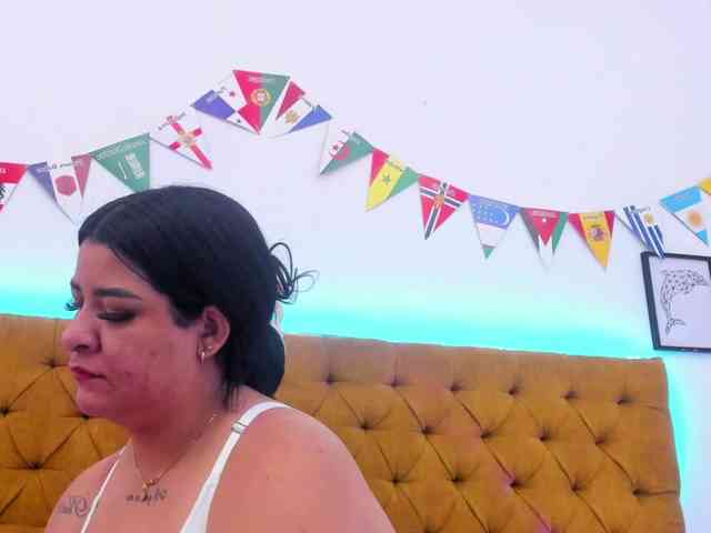 Katty-West webcam