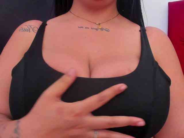 Katty-West webcam