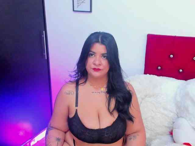 Katty-West webcam