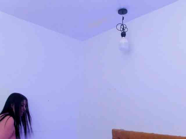 Katty-West webcam