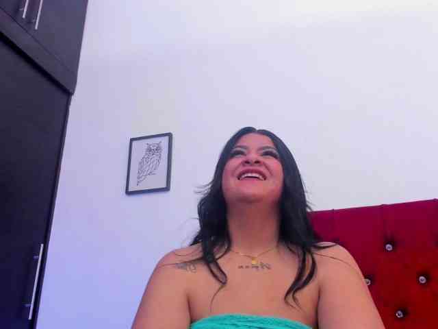 Katty-West webcam