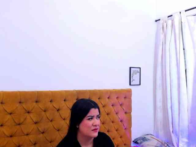 Katty-West webcam
