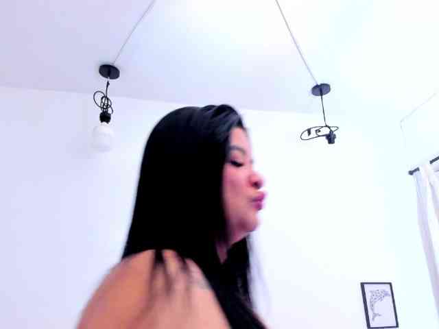 Katty-West webcam