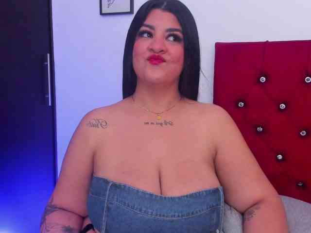 Katty-West webcam