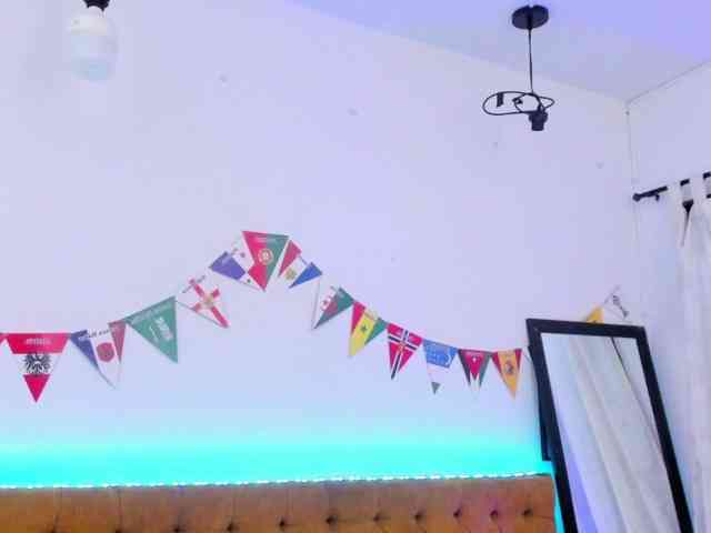 Katty-West webcam