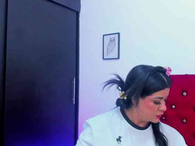 Katty-West webcam