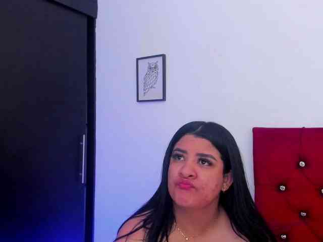 Katty-West webcam