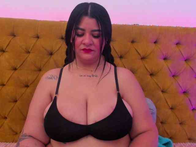 Katty-West webcam