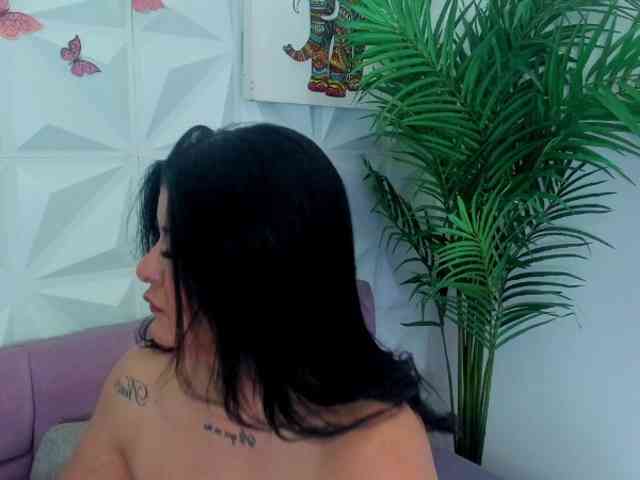 Katty-West webcam