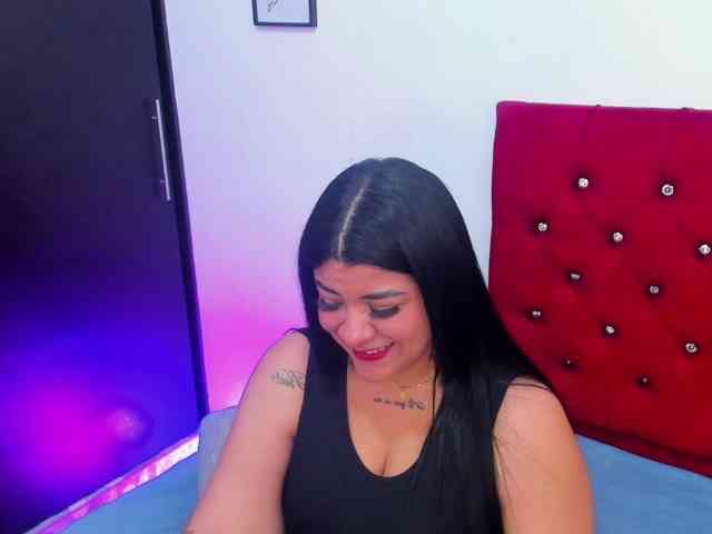 Katty-West webcam