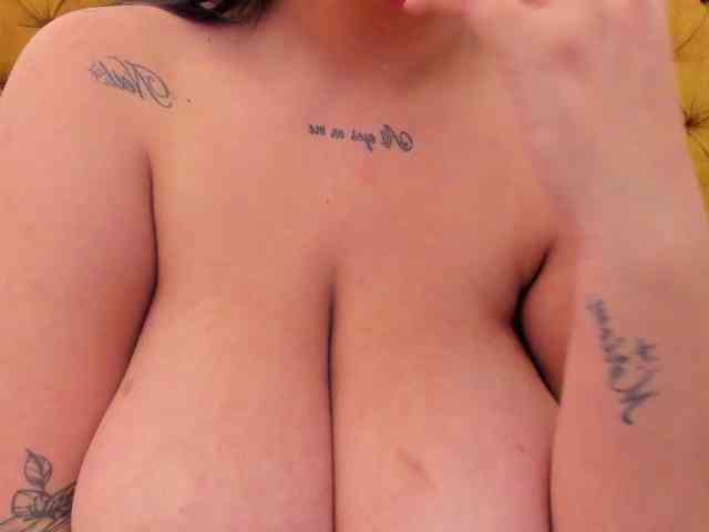 Katty-West webcam