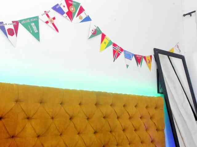 Katty-West webcam