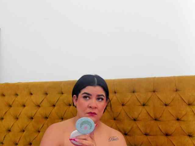 Katty-West webcam