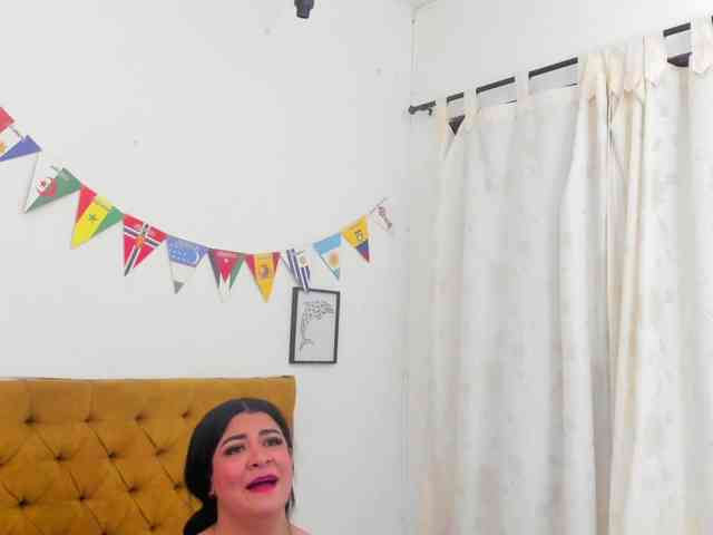 Katty-West webcam