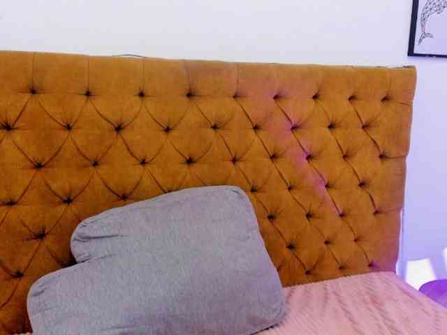 Katty-West webcam
