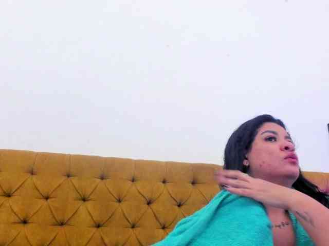 Katty-West webcam