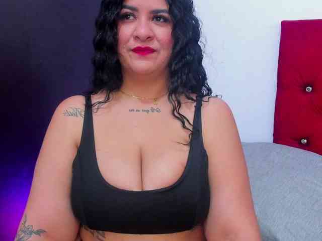 Katty-West webcam