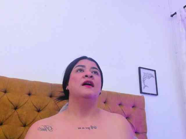 Katty-West webcam