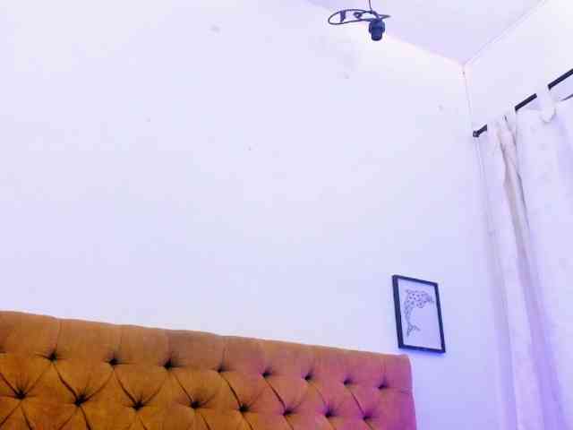 Katty-West webcam