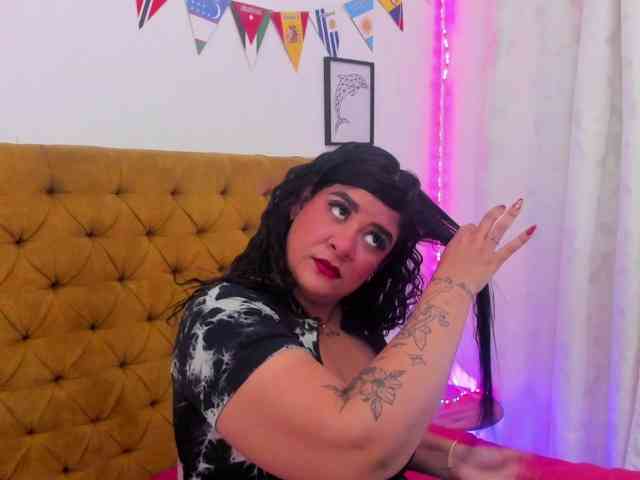 Katty-West webcam