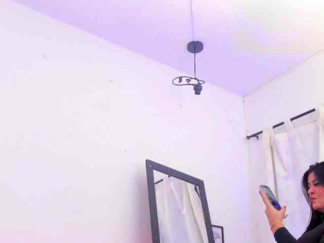 Katty-West webcam