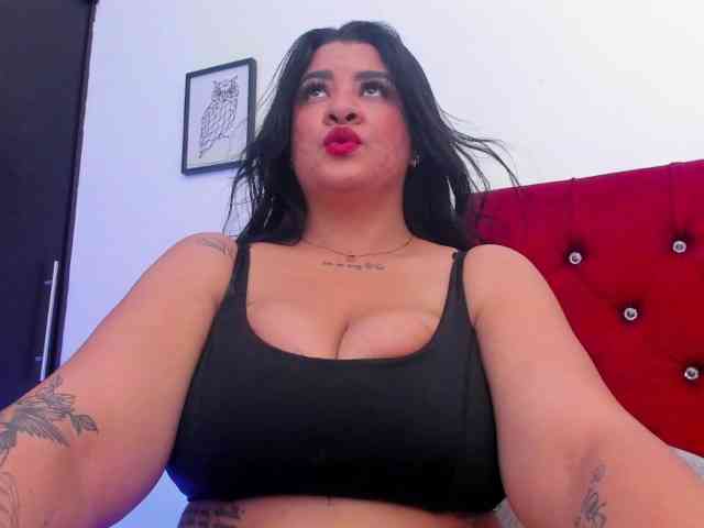 Katty-West webcam