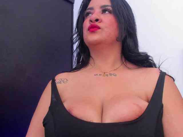 Katty-West webcam