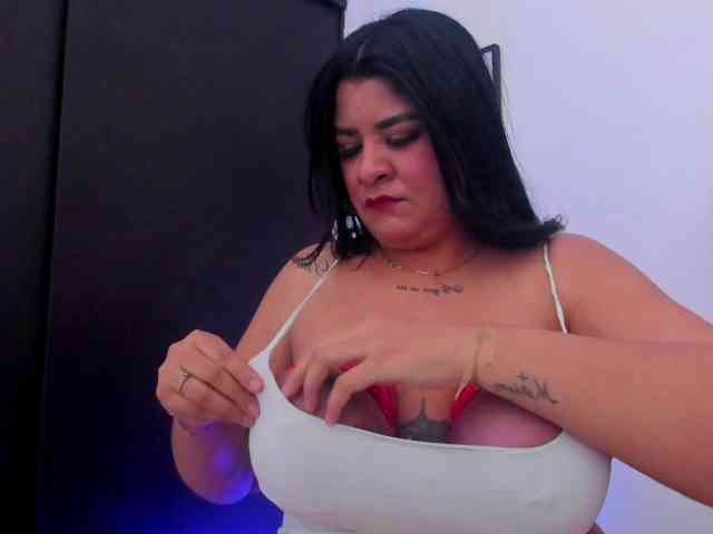 Katty-West webcam